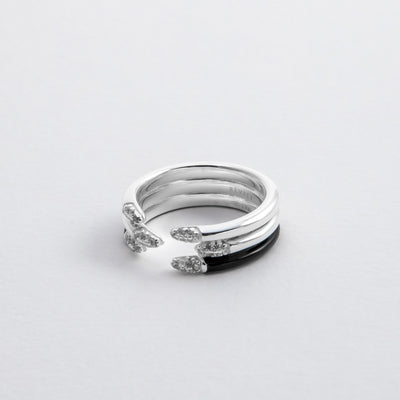 BLACK ETCH LINES TRIPLE SILVER RING