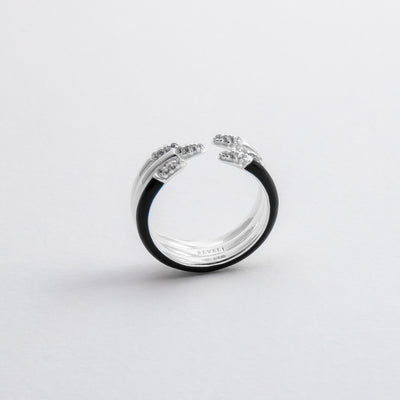 BLACK ETCH LINES TRIPLE SILVER RING