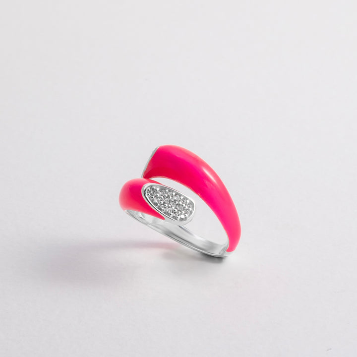 Hand-enameled 925 sterling silver pink toi et moi open dome crystal ring. Produced in Italy