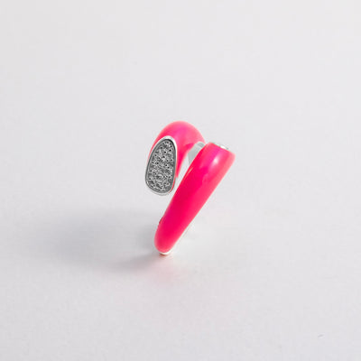 Hand-enameled 925 sterling silver pink toi et moi open dome crystal ring. Produced in Italy