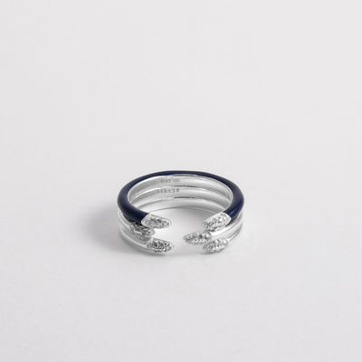 BLUE ETCH LINES TRIPLE SILVER RING