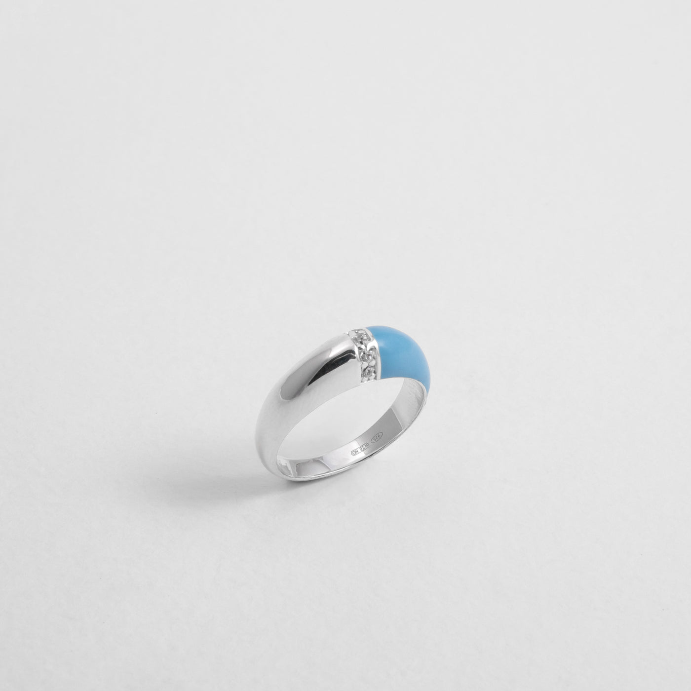 LIGHT BLUE ETCH SILVER CRYSTAL RING