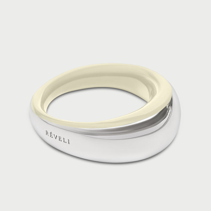 Anello in argento 925 bombato scultoreo smalto perla bianco collezione NOVA brand Reveli 