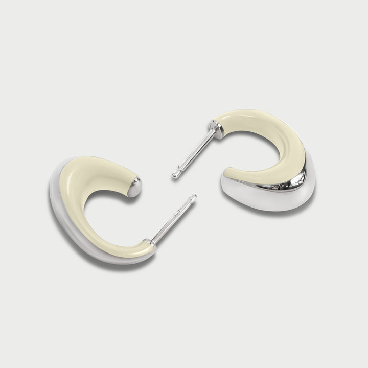 Earrings in 925 sterling silver, sculptural domed design, white pearl enamel, NOVA collection, by Reveli.