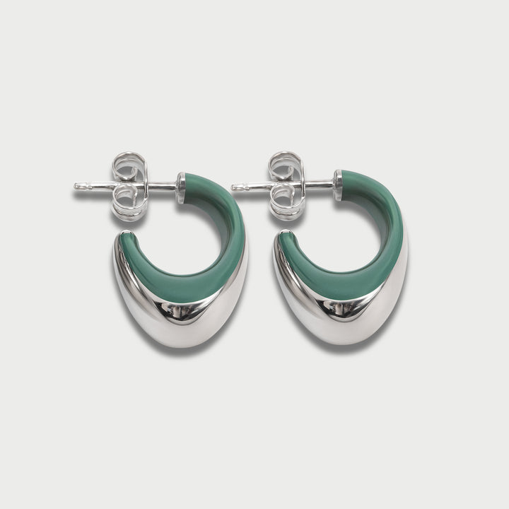 Orecchini in argento 925 bombato scultoreo smalto verde moss collezione NOVA brand Reveli 