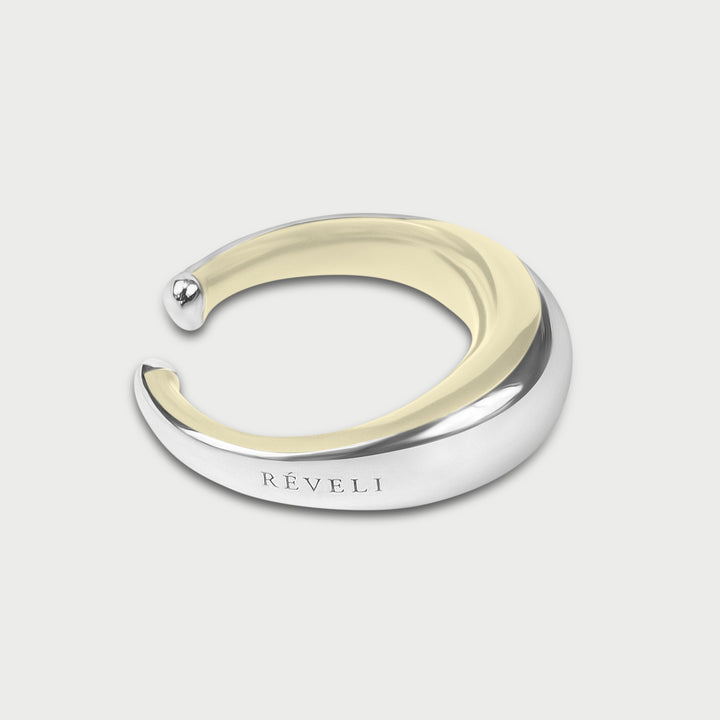 Orecchino cuff in argento 925 bombato scultoreo smalto bianco perlato collezione NOVA brand Reveli 