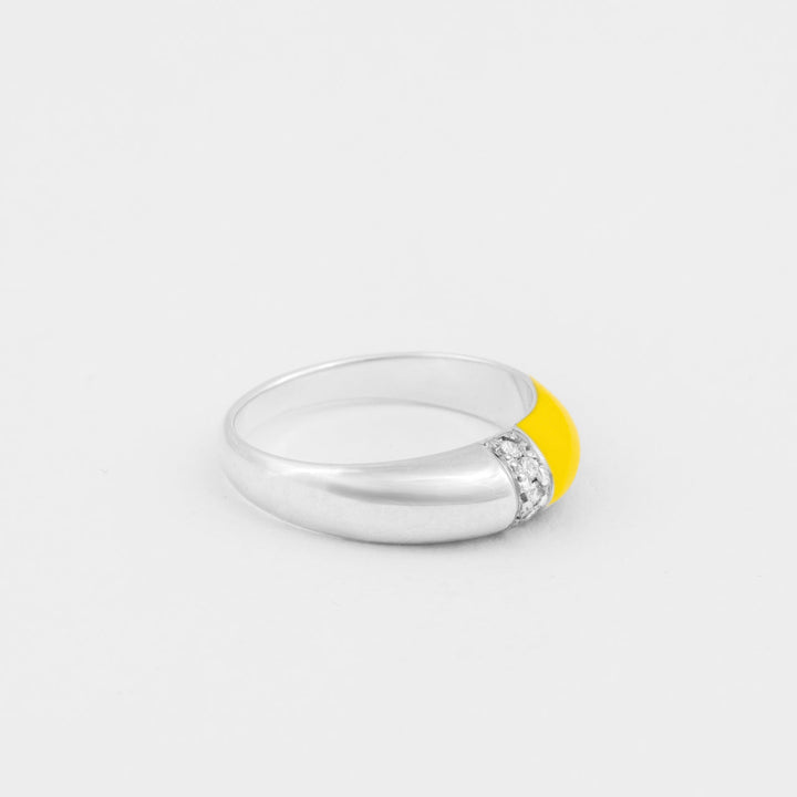 Hand-enameled 925 sterling silver dome ring with yellow enamel and round-cut crystals. Produced in Italy. Réveli