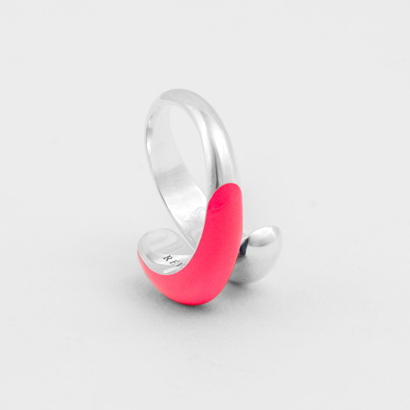 Hand-enameled 925 sterling silver neon pink toi et moi open dome ring. Produced in Italy. Réveli